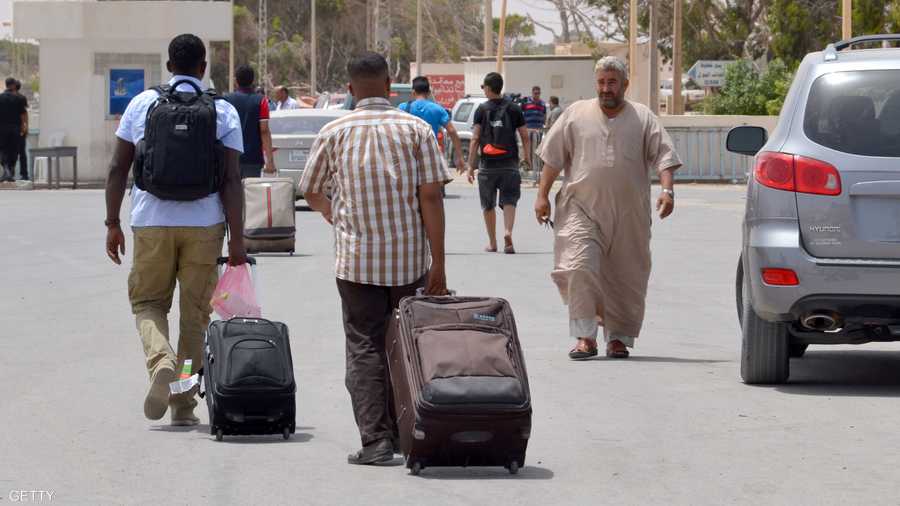 كما هددت بغلق الحدود مع ليبيا