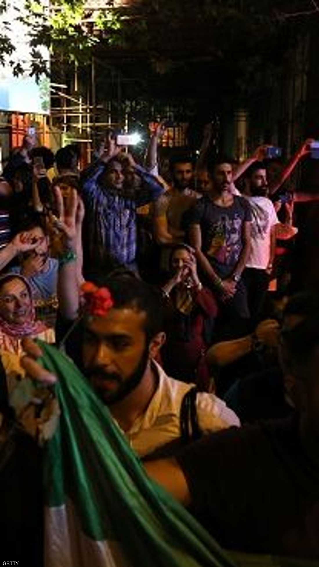 الآلاف تدفقوا إلى الشوارع للاحتفال بإبرام الاتفاق النووي