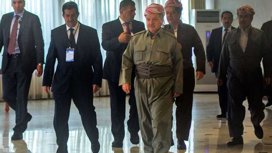 حاكم الإقليم أثناء إدلائه بصوته