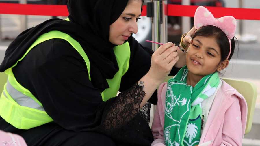 أجواء من البهجة الأسرية خلال المباريات