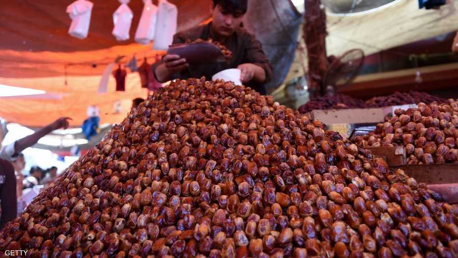 يرتبط شهر رمضان لدى الكثيرين بتناول حبات التمر في بداية وجبة الإفطار.
