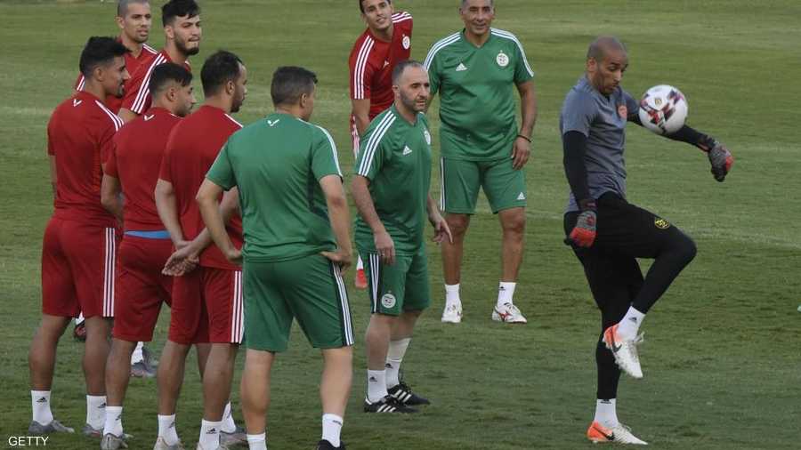 حارس المرمى يجب أن يتحلى بالمهارات أيضا