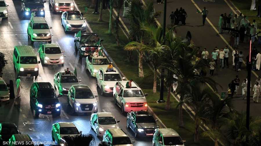 خروج عفوي للاحتفاء بهذه المناسبة