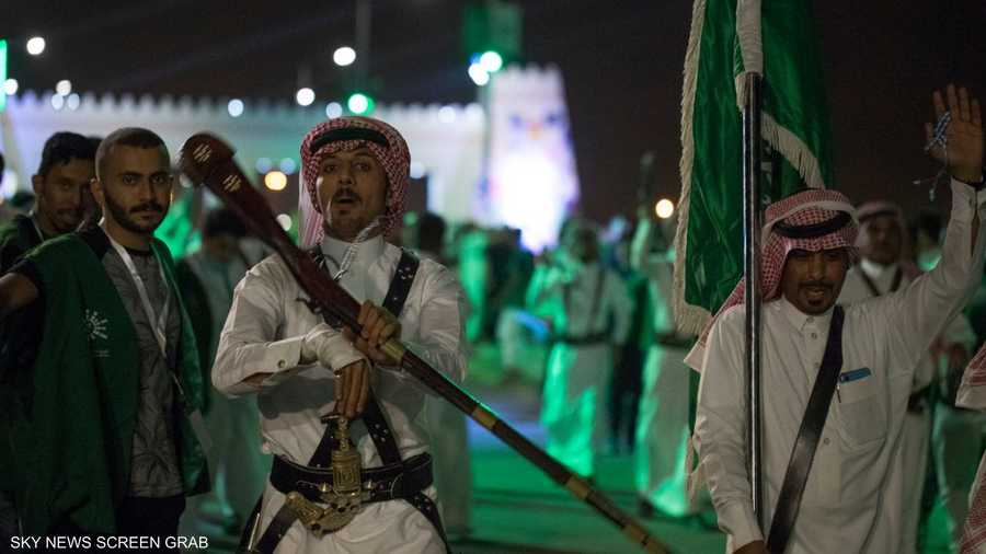 عروض فنية متنوعة خلال الاحتفالات