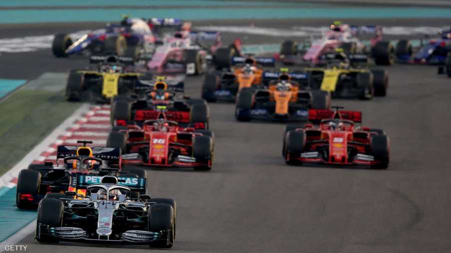 صراع السيارات جاء مثيرا في أبوظبي.