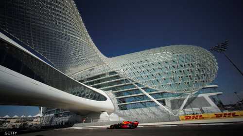 حلبة مرسى ياس.. تحفة معمارية