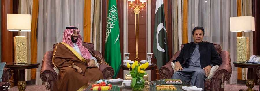 جرى خلال الاجتماع استعراض العلاقات الثنائية بين البلدين.