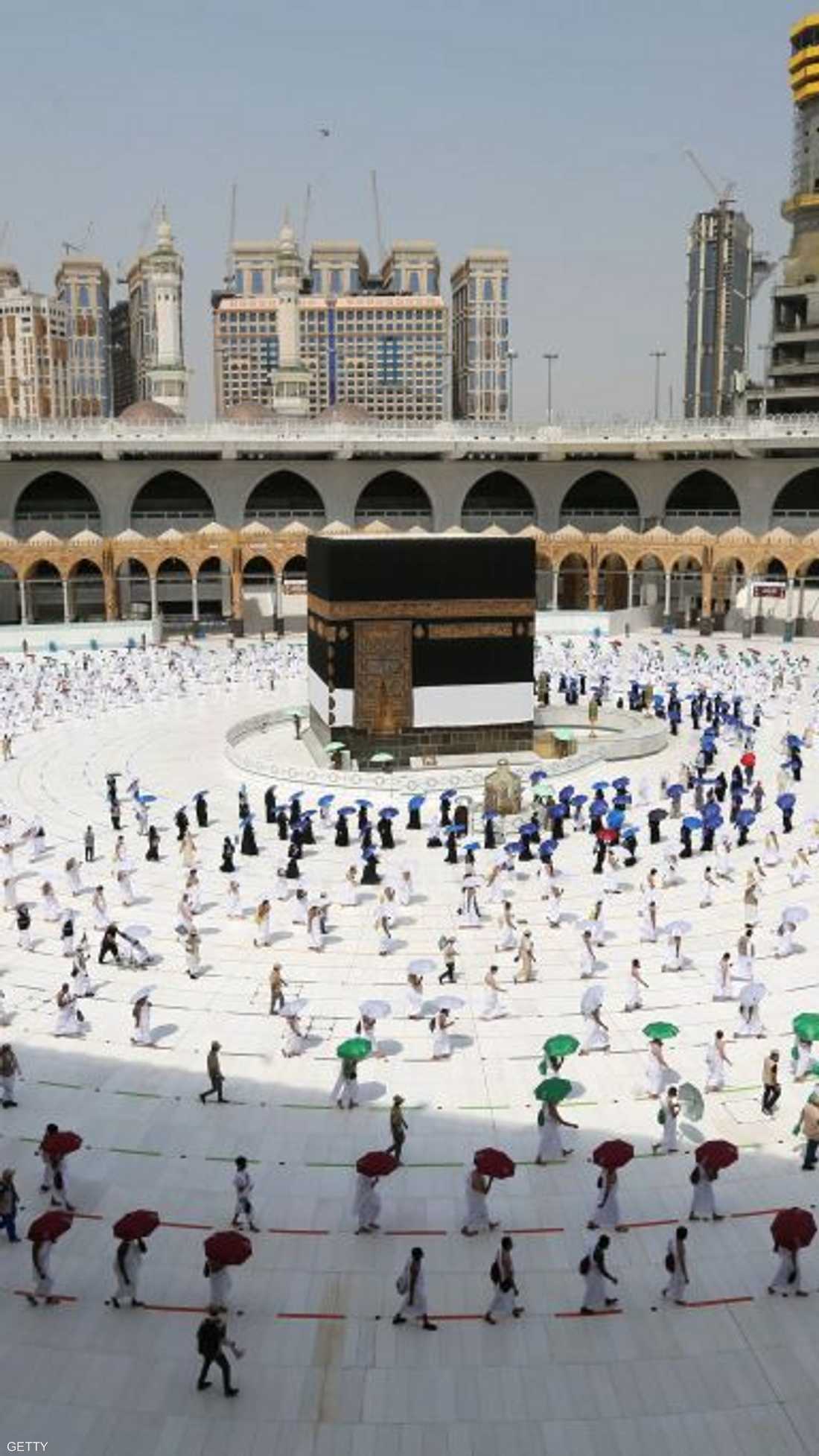 يقام حج هذا العام وسط إجراءات صحية مشددة بسبب جائحة كورونا