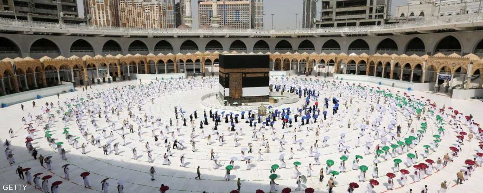 يقام حج هذا العام وسط إجراءات صحية مشددة بسبب جائحة كورونا