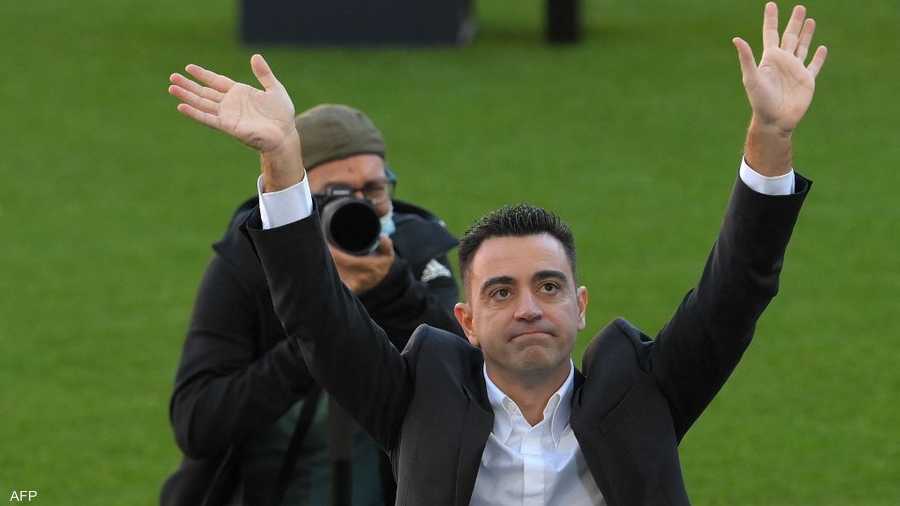 تحدث تشافي للجماهير قائلا: "نحن أفضل ناد في العالم، وسنعمل بقوة كي ننجح. لا يمكن لبرشلونة أن يرضى بالتعادل أو الخسارة. يجب أن نفوز في كل مباراة".