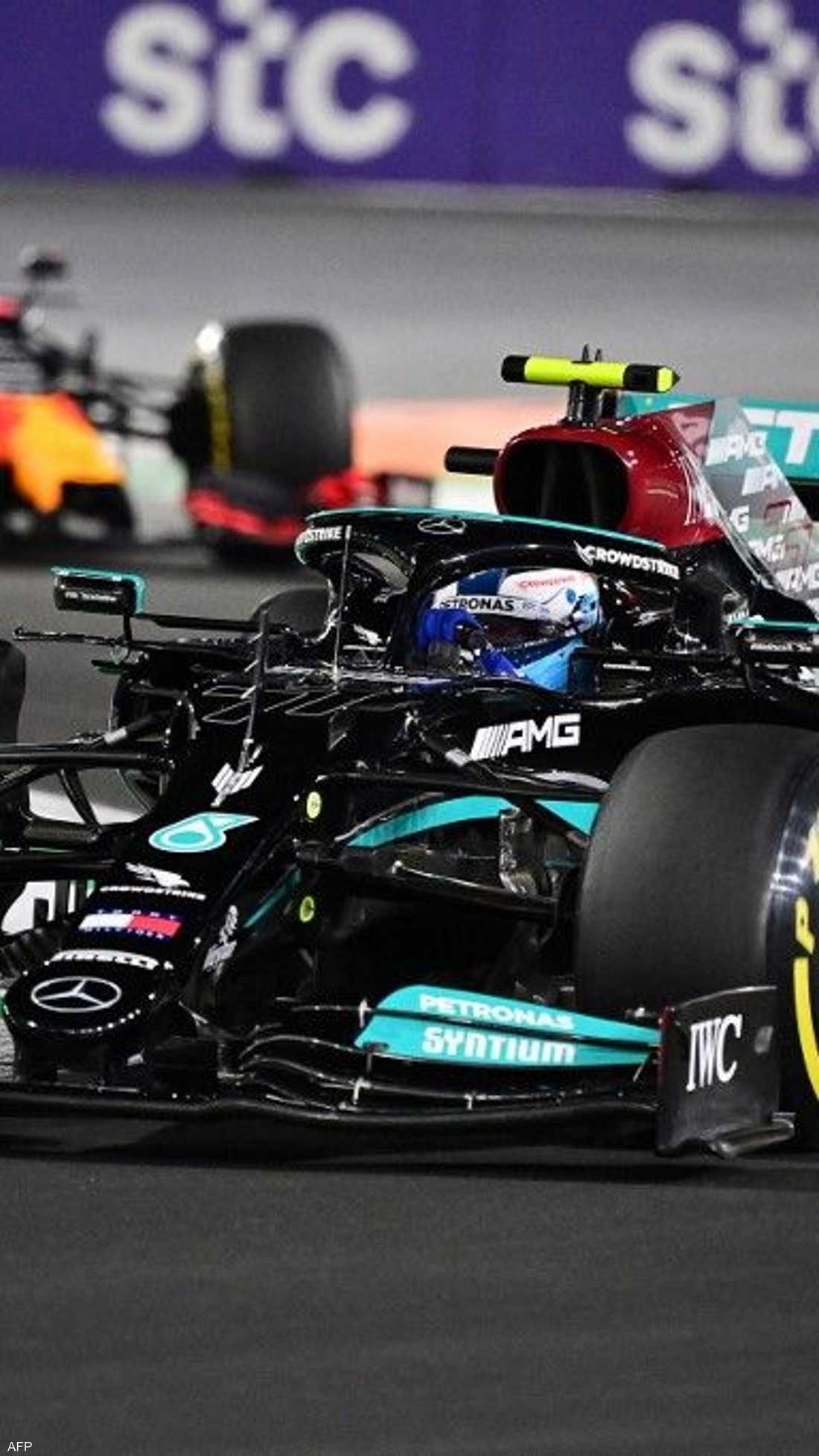 فاز لويس هاملتون بسباق جائزة السعودية الكبرى