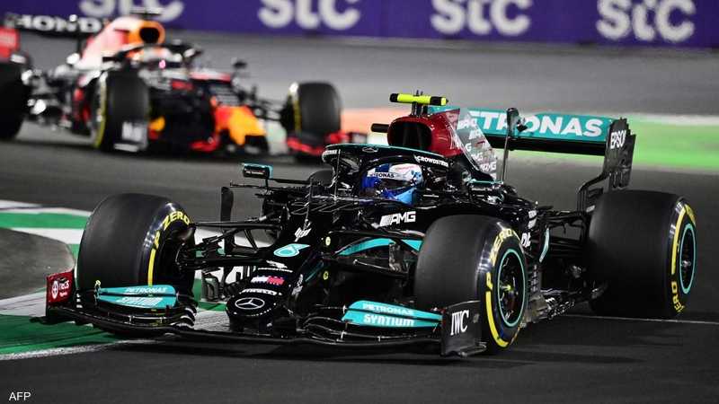 فاز لويس هاملتون بسباق جائزة السعودية الكبرى