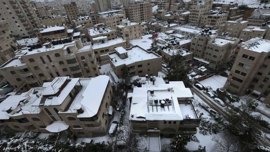 كست الثلوج في فلسطين قمم الجبال والمناطق التي يزيد ارتفاعها على 600 مترا.