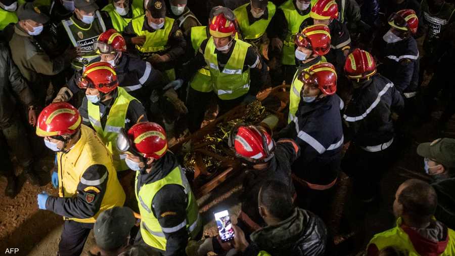 جهود إنقاذ حثيثة لإنقاذ الطفل ريان العالق في البئر لخمسة أيام لكن باءت بالفشل