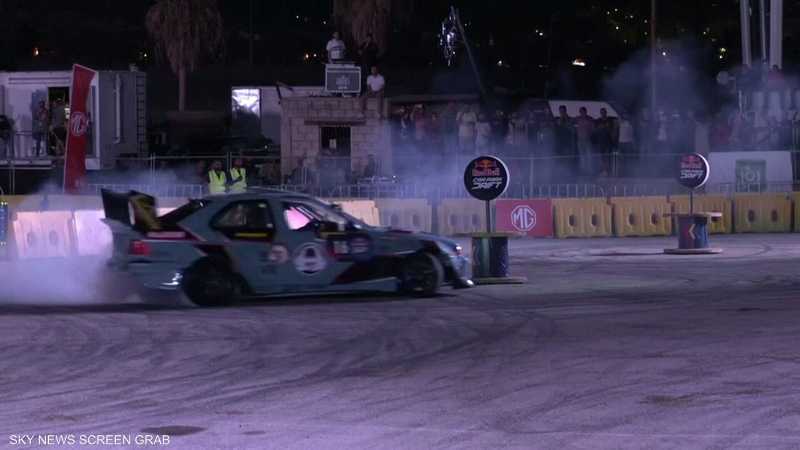 هدير السيارات يعيد الجماهير لسباق "ريد بل" في الأردن