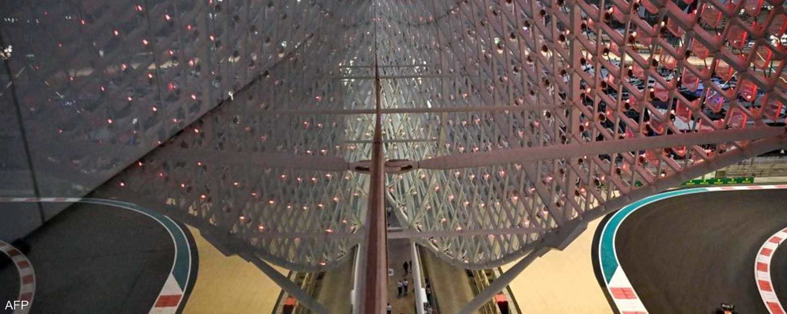 حلبة مرسى ياس فعاليات سباق أبوظبي الجولة الختامية للفورمولا