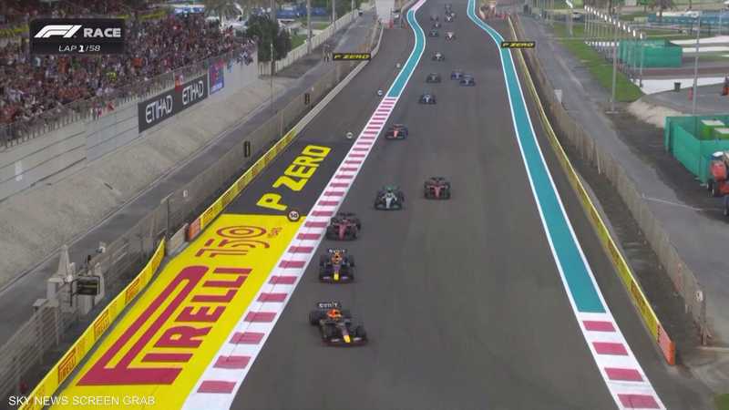 أبوظبي تختتم موسم 2022 بسباق مثير على حلبة مرسى ياس