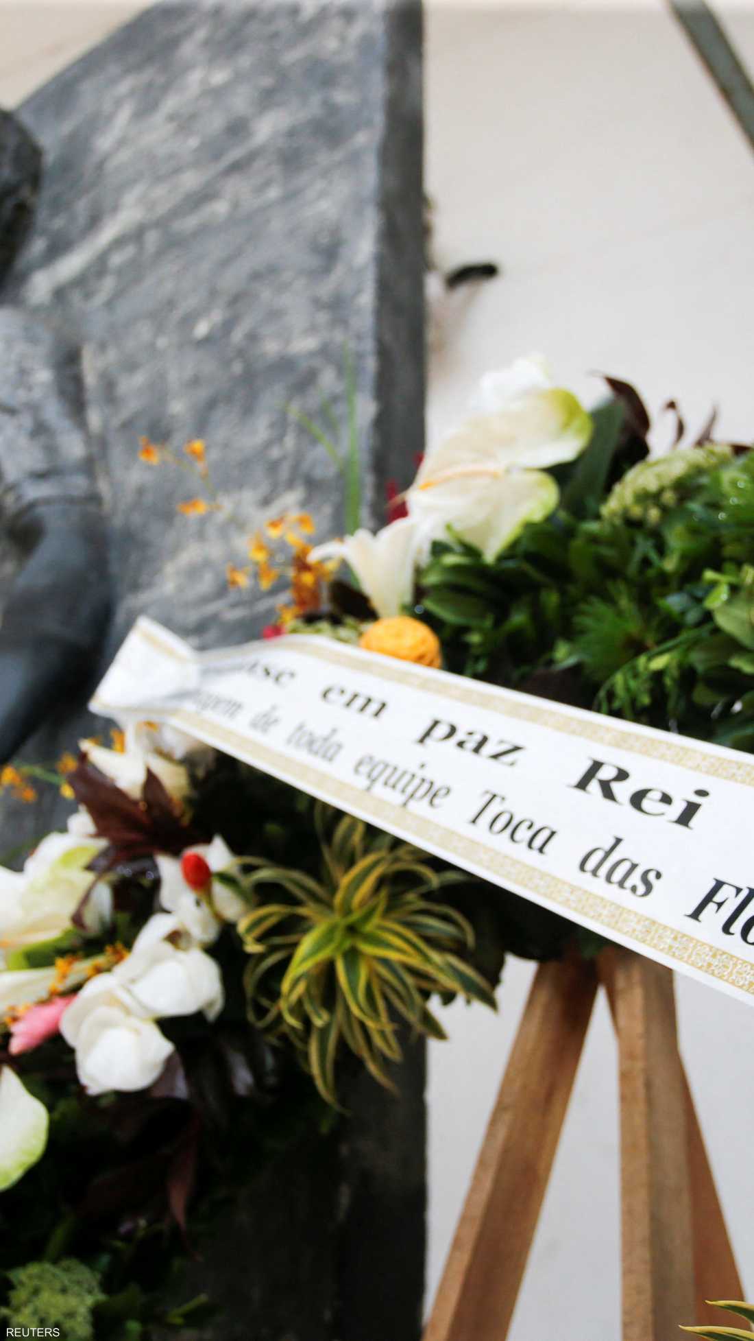 بدء مراسم دفن الراحل بيليه في سانتوس