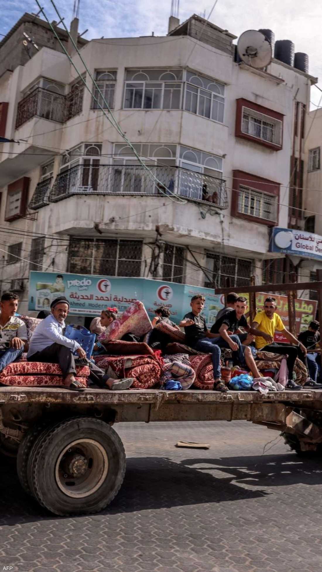 حركة نزوح كبيرة للفلسطينيين تجاه جنوب غزة