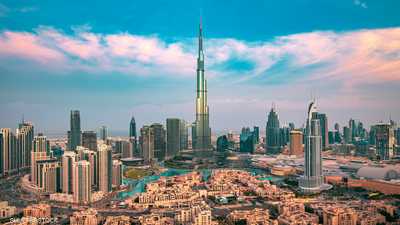 الإمارات تعزز مكانتها السياحية بإيرادات تتجاوز 49 مليار درهم