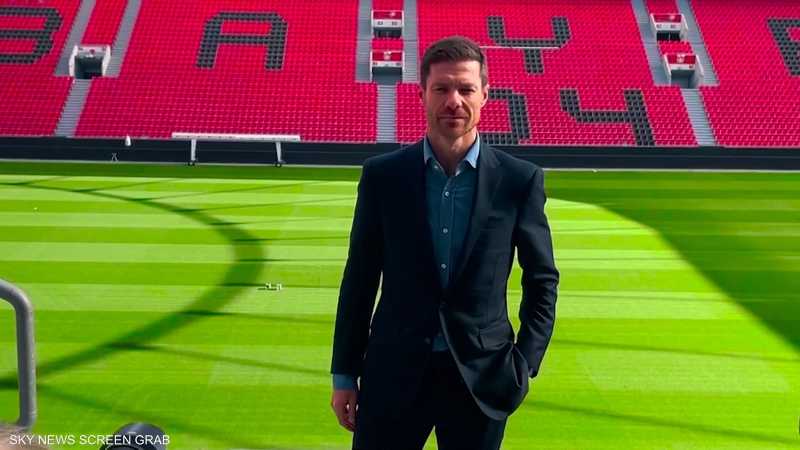 ليفربول يفتح مفاوضات مع باير ليفركوزن لاستقدام تشابي ألونسو