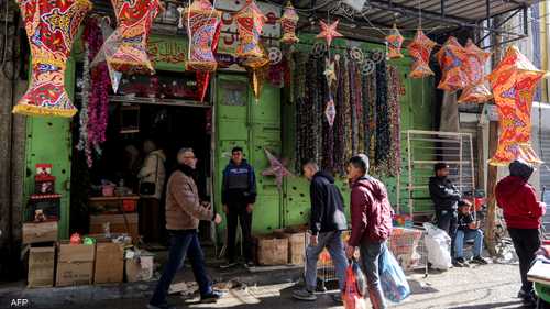 "هل هلالك يا رمضان".. وسط الدمار في قطاع غزة