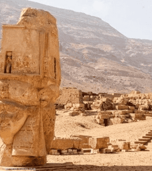 آثار في سوهاج بمصر