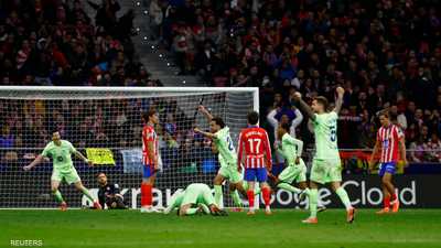 ريمونتادا لبرشلونة أمام أتلتيكو تعيده لصدارة الدوري الإسباني