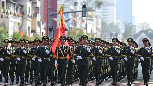 استعراض عسكري ضخم تشهد مدينة هو شي منه (سايغون) سابقا