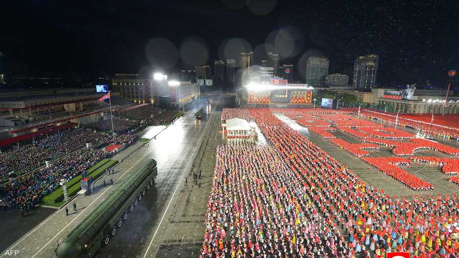 الصاروخ هواسونغ 20 خلال العرض العسكري