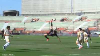 فيديو.. مصري ينافس يامال ورايس على جائزة أفضل هدف في العالم