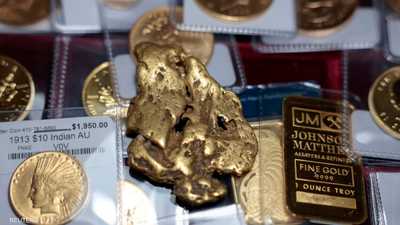 الذهب في طريقه لتحقيق مكاسب شهرية وسط توقعات خفض الفائدة