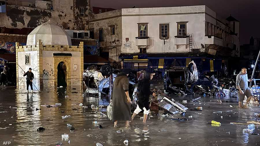 تسببت الأمطار في فيضانات استثنائية