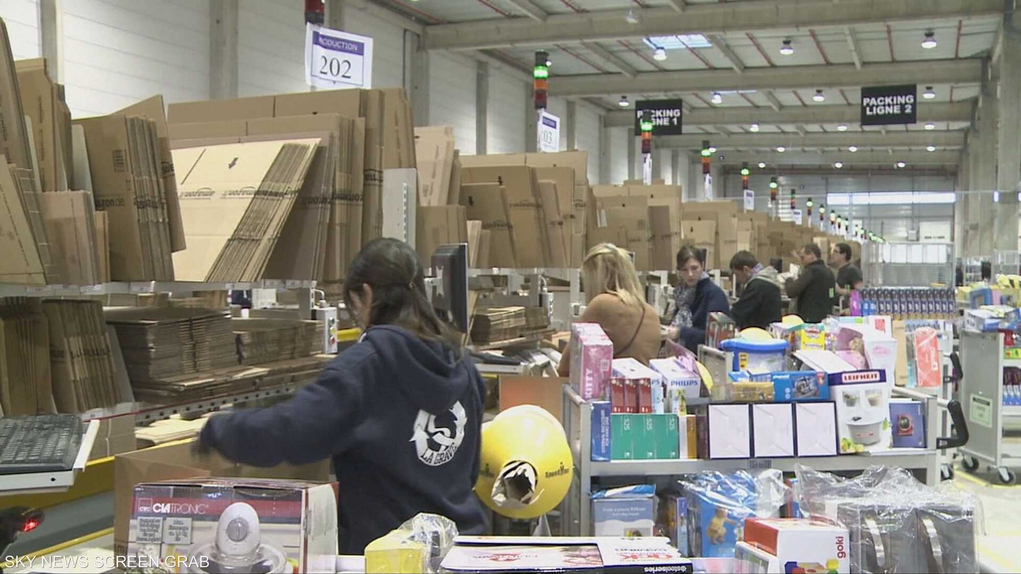 تسريحات بالآلاف في ظل تطور الذكاء الاصطناعي