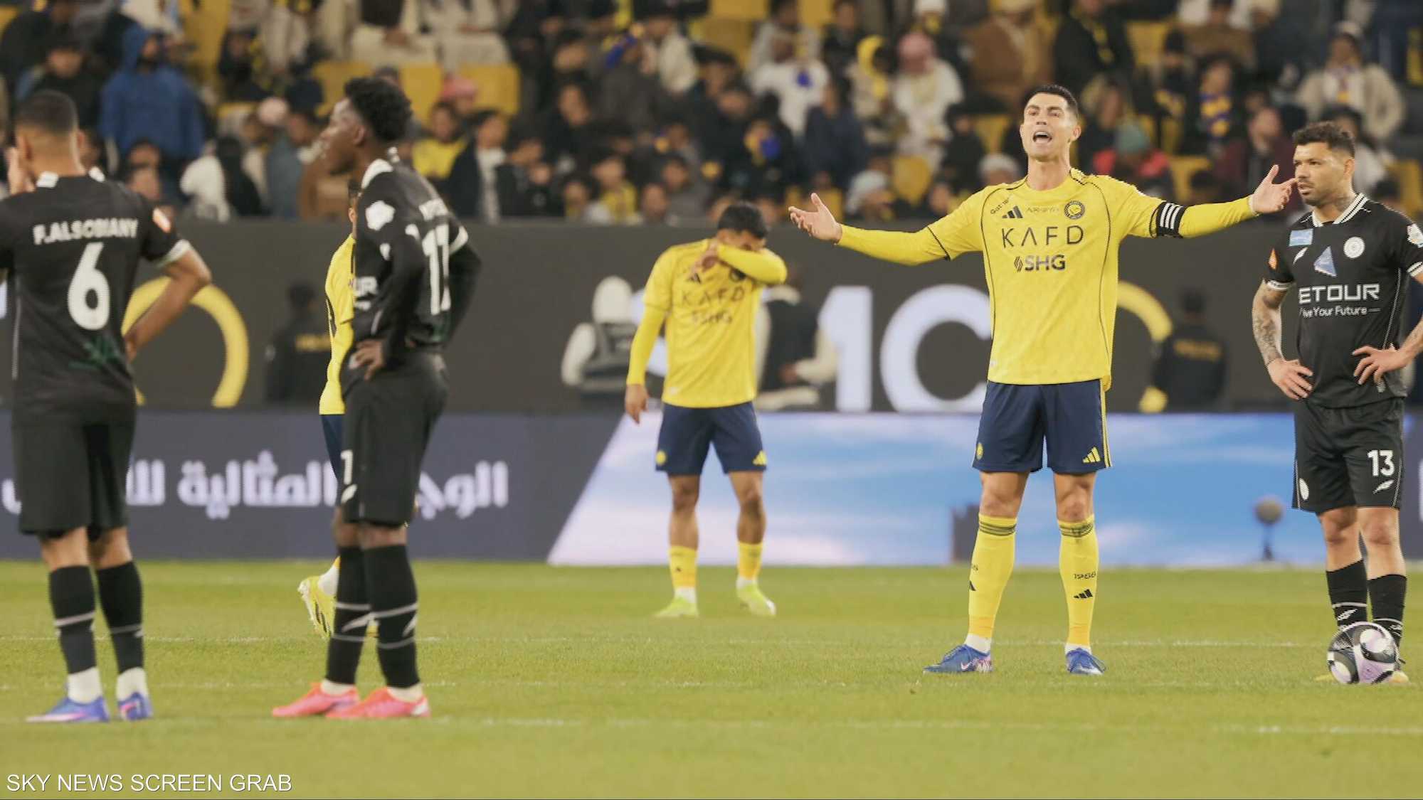 كريستيانو رونالدو يتسبب في أزمة غير مسبوقة داخل نادي النصر