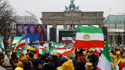 آلاف الإيرانيين يتظاهرون في العاصمة الألمانية