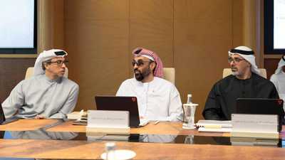 طحنون بن زايد يترأس اجتماع مجلس الشؤون الاستثمارية بأبوظبي