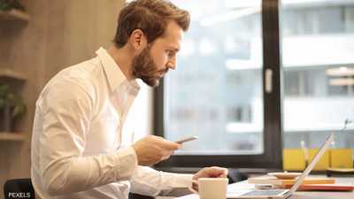 الذكاء الاصطناعي يسهم في تسهيل الأعمال المكتبية