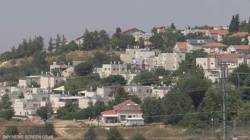 الكابينت الإسرائيلي يصدّق على الاعتراف بـ13 مستوطنة في الضفة